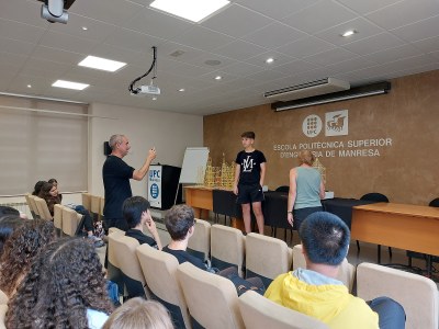 Concurso de terremotos en la UPC Manresa